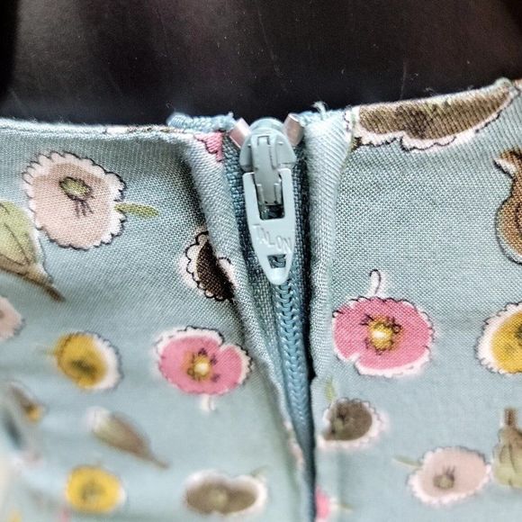 Vintage 90s Y2K Rampage Size S/M Floral Criss‎ Cross Back Fit & Flare Dress - Picture 8 of 10